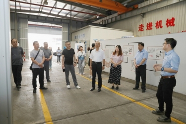 實(shí)地觀摩促交流 技能賦能助發(fā)展 | 山東省淄博市淄川區(qū)總工會(huì)黨組成員、副主席馮進(jìn)明一行蒞臨景興紙業(yè)調(diào)研交流